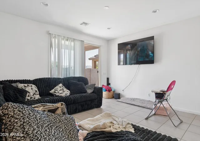 Photo 4 of Single family home for sale at 4381 W Samantha Way, Laveen, AZ 85339 | MLS# 7032503 | Listing updated on 2026-07-14