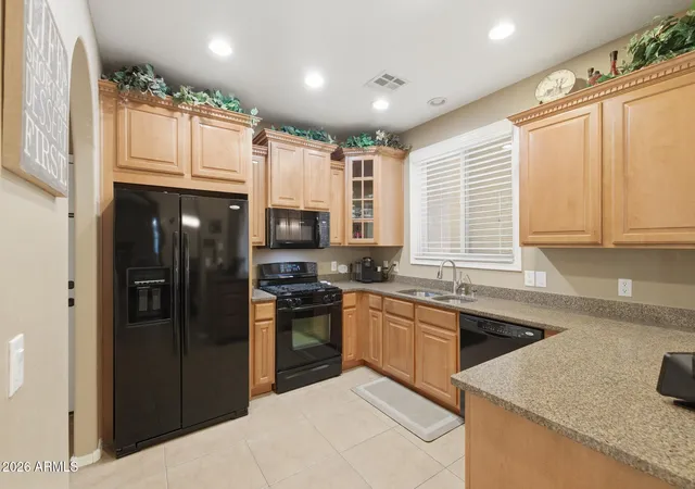 Photo 4 of Single family home for sale at 3858 S Winter Ln, Gilbert, AZ 85297 | MLS# 7059593 | Listing updated on 2026-10-01