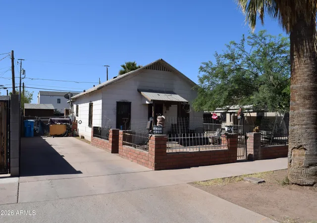 Homes for sale in Phoenix, AZ | 1021 E Taylor St, Phoenix, AZ 85006 | MLS# 7032747