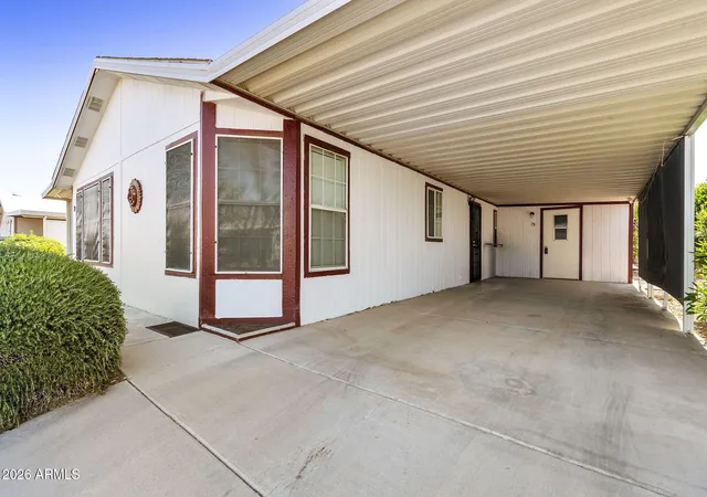 Photo 3 of Manufactured home for sale at 3700 S Tomahawk Rd #73, Apache Junction, AZ 85119 | MLS# 7033055 | Listing updated on 2026-09-14