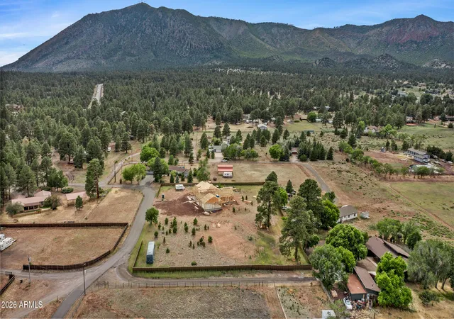 Photo 3 of Single family home for sale at 5525 Lene Ln, Flagstaff, AZ 86004 | MLS# 7032789 | Listing updated on 2026-09-04