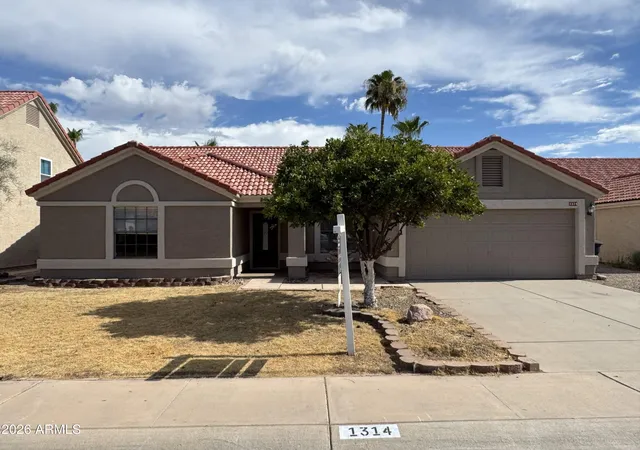Homes for sale in Gilbert, AZ | 1314 E Mineral Rd, Gilbert, AZ 85234 | MLS# 7032843