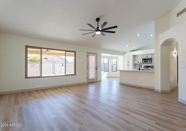 3rd image of 9935 W Irma Ln, Peoria, AZ 85382 | MLS# 7035604