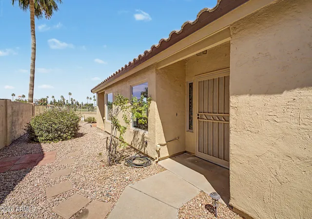 Photo 2 of Single family home for sale at 4606 E Shomi St, Phoenix, AZ 85044 | MLS# 7040316 | Listing updated on 2026-09-25