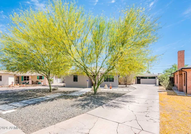 Photo 3 of Single family home for sale at 3031 N 17th Drive, Phoenix, AZ 85015 | MLS# 7034894 | Listing updated on 2026-09-18