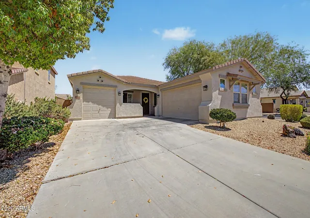 Photo 2 of Single family home for sale at 9202 W Bent Tree Dr, Peoria, AZ 85383 | MLS# 7033238 | Listing updated on 2026-08-02