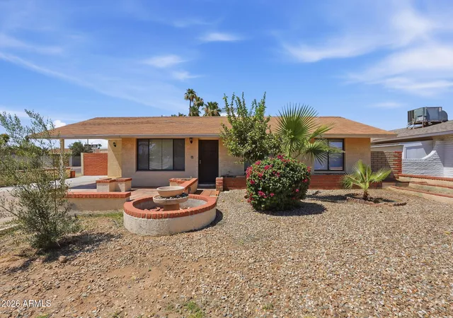 Photo 1 of Single family home for sale at 2254 W Wethersfield Rd, Phoenix, AZ 85029 | MLS# 7052795 | Listing updated on 2026-09-18