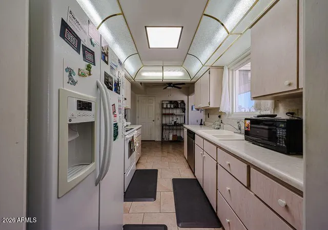 Photo 4 of Single family home for sale at 10913 W Manzanita Dr, Sun City, AZ 85373 | MLS# 7033085 | Listing updated on 2026-09-04