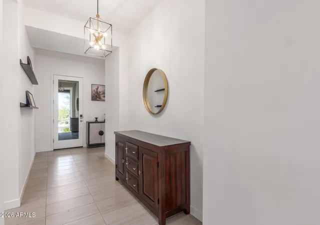 5th image of 837 E Monte Wy, Phoenix, AZ 85042 | MLS# 7033367