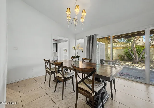 3rd image of 7335 N 11Th St, Phoenix, AZ 85020 | MLS# 7036962