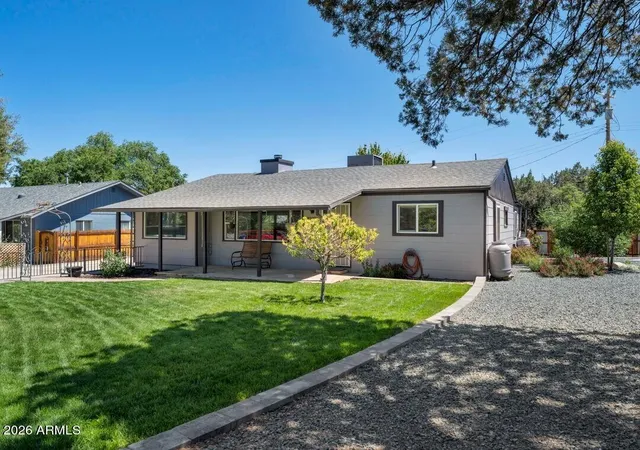 Photo 3 of Single family home for sale at 305 Robinson Dr, Prescott, AZ 86303 | MLS# 7033376 | Listing updated on 2026-07-28