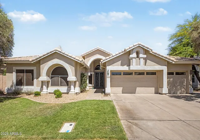 Homes for sale in Gilbert, AZ | 2034 E Dias Dr, Gilbert, AZ 85234 | MLS# 7034606