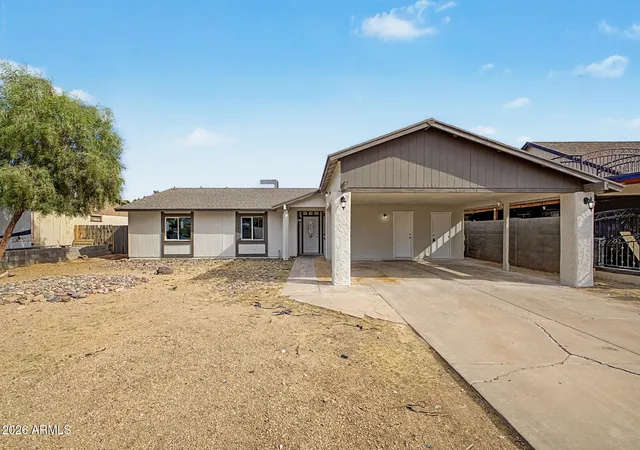 Photo 4 of Single family home for sale at 8861 W Weldon Ave, Phoenix, AZ 85037 | MLS# 7046868 | Listing updated on 2026-09-06