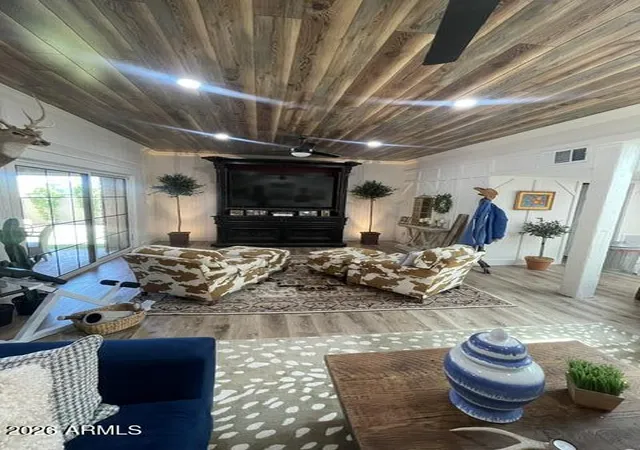 Photo 3 of Townhouse for sale at 4525 N 66th Street #135, Scottsdale, AZ 85251 | MLS# 7041636 | Listing updated on 2026-08-11