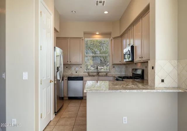 Photo 4 of Townhouse for sale at 7431 E Sunset Sky Cir, Scottsdale, AZ 85266 | MLS# 7036651 | Listing updated on 2026-08-11