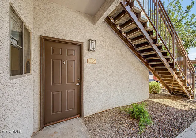 Homes for sale in Mesa, AZ | 1941 S Pierpont Dr, Mesa, AZ 85206