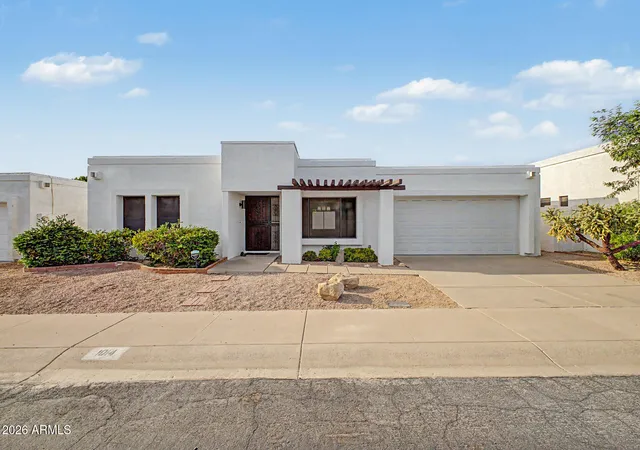 1st image of 1014 E Villa Maria Dr, Phoenix, AZ 85022 | MLS# 7034407