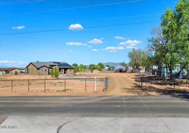 Photo 3 of Single family home for sale at 187 S Road 1, Chino Valley, AZ 86323 | MLS# 7033519 | Listing updated on 2026-08-11