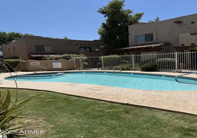 5th image of 1446 E Grovers Ave, Phoenix, AZ 85022