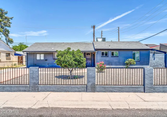 Photo 1 of Single family home for sale at 1214 W Highland Ave, Phoenix, AZ 85013 | MLS# 7036958 | Listing updated on 2026-08-04