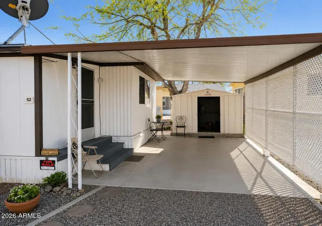 Photo 2 of Sale Pending at 550 Palm Dr #52, Wickenburg, AZ 85390 | MLS# 7033640 | Listing updated on 2026-08-18