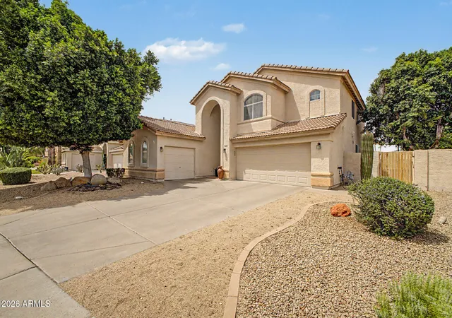 Homes for sale in Glendale, AZ | 6328 W Tonopah Dr, Glendale, AZ 85308 | MLS# 7034250