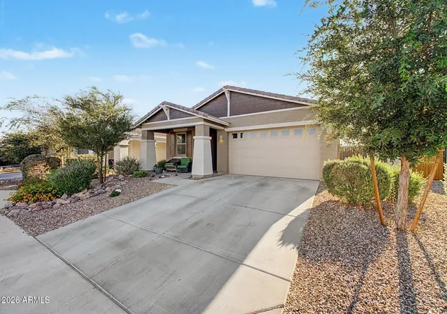 Photo 3 of Single family home for sale at 404 S 202nd Lane, Buckeye, AZ 85326 | MLS# 7040794 | Listing updated on 2026-08-11