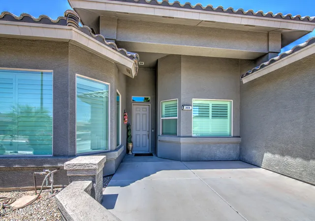 Photo 3 of Sale Pending at 3026 S Willow Wood, Mesa, AZ 85212 | MLS# 7034589 | Listing updated on 2026-09-08