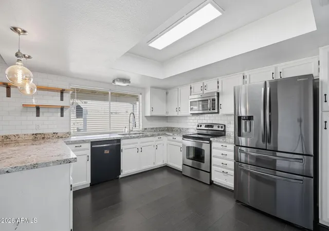 Photo 3 of Single family home for sale at 5020 W Royal Palm Rd, Glendale, AZ 85302 | MLS# 7035775 | Listing updated on 2026-09-16