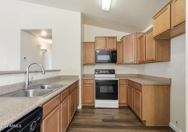 Photo 2 of Sale Pending at 2191 N St Pedro Ave, Casa Grande, AZ 85122 | MLS# 7036457 | Listing updated on 2026-08-27