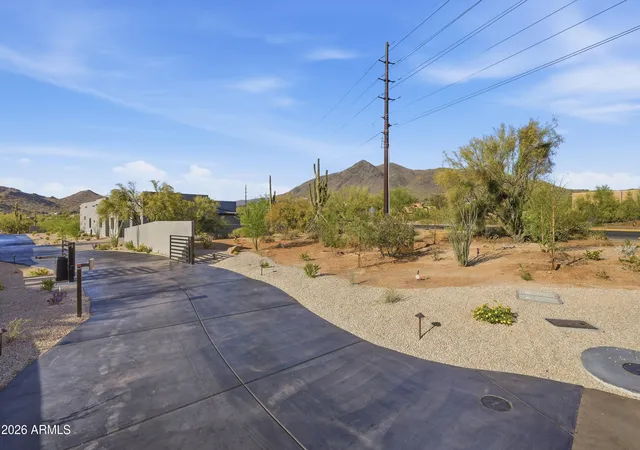 Photo 3 of Sale Pending at 5590 E El Sendero Dr #1, Cave Creek, AZ 85331 | MLS# 7036349 | Listing updated on 2026-08-28