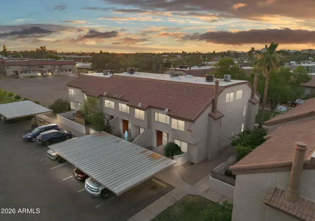 Homes for sale in Mesa, AZ | 2040 S Longmore, Mesa, AZ 85202 | Houzeo