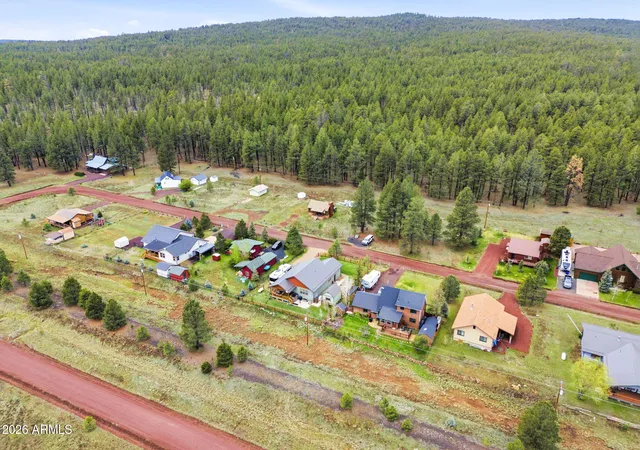 Homes for sale in Pinetop, AZ | 527 N Skylane Rd, Pinetop, AZ 85935 | MLS# 7035423