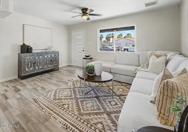 Photo 4 of Single family home for sale at 3626 W Elm St, Phoenix, AZ 85019 | MLS# 7034600 | Listing updated on 2026-09-18