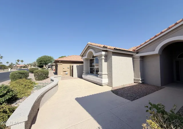 Photo 3 of Single family home for sale at 15430 W Amelia Dr, Goodyear, AZ 85395 | MLS# 7033996 | Listing updated on 2026-08-25