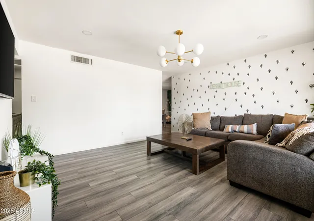 Photo 4 of Single family home for sale at 8755 E Valley Vista Dr, Scottsdale, AZ 85250 | MLS# 7035283 | Listing updated on 2026-09-17
