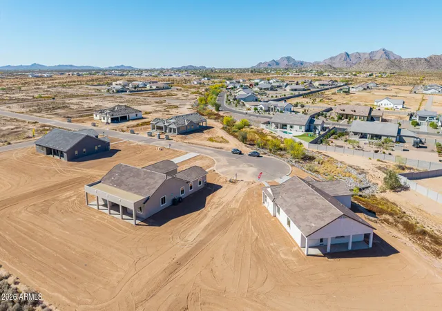 Photo 4 of Single family home for sale at 9087 W Limestone Mountain Dr, Casa Grande, AZ 85194 | MLS# 7034078 | Listing updated on 2026-09-20