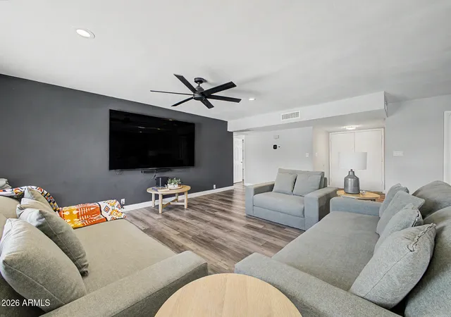Photo 2 of Single family home for sale at 5625 W Grovers Ave, Glendale, AZ 85308 | MLS# 7037119 | Listing updated on 2026-10-29