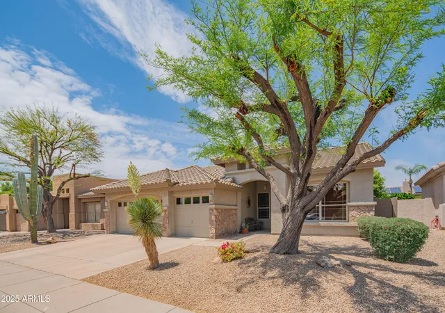 Photo 3 of Single family home for sale at 4374 E Lariat Ln, Phoenix, AZ 85050 | MLS# 7034703 | Listing updated on 2026-09-16