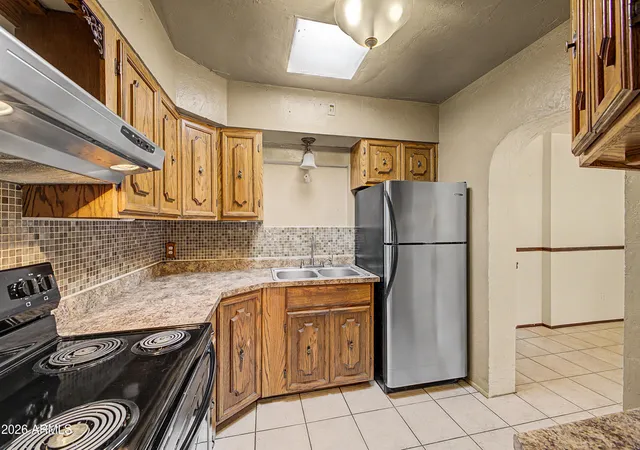 Homes for sale in Glendale, AZ | 6622 N 62Nd Dr W, Glendale, AZ 85301 | MLS# 7034256