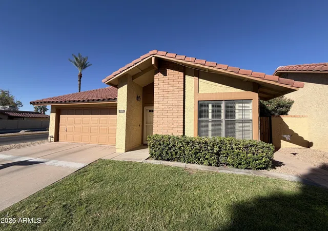 1st image of 12282 S Shoshoni Dr, Phoenix, AZ 85044 | MLS# 7034291