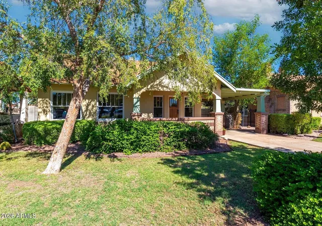 2nd image of 922 W Roosevelt St, Phoenix, AZ 85007 | MLS# 7034856