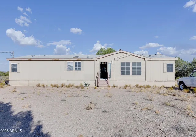 3rd image of 2450 W Gunsite Rd, Paulden, AZ 86334 | MLS# 7034484
