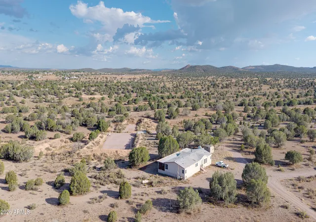 53rd image of 2450 W Gunsite Rd, Paulden, AZ 86334 | MLS# 7034484