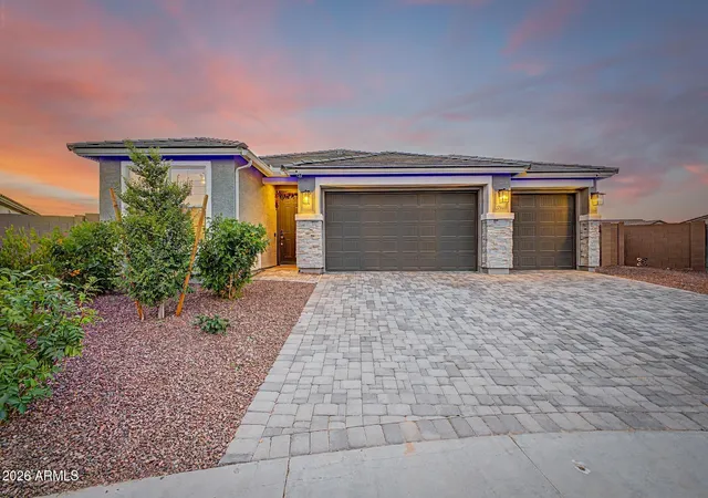 Homes for sale in Surprise, AZ | 27940 N 178th Ln, Surprise, AZ 85387 | MLS# 7034526