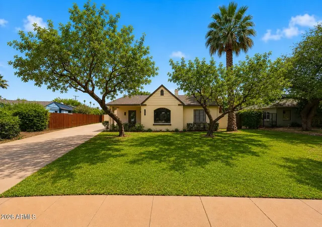 2nd image of 1614 Palmcroft Wy Se, Phoenix, AZ 85007 | MLS# 7034965