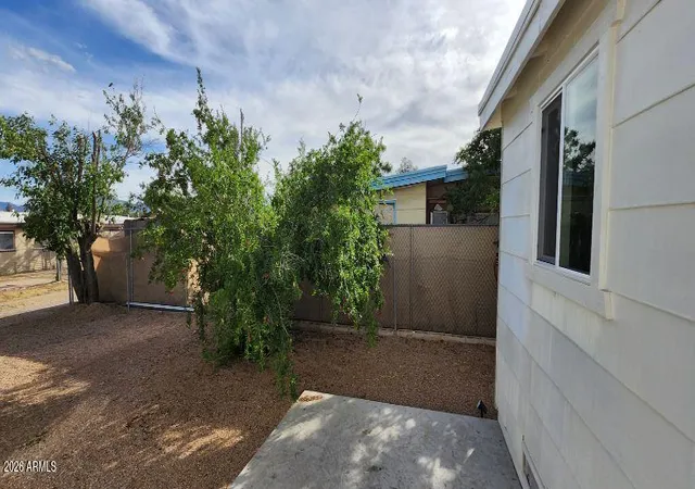 Photo 1 of Single family home for sale at 118 E Pinal St, Huachuca City, AZ 85616 | MLS# 7037643 | Listing updated on 2026-08-19