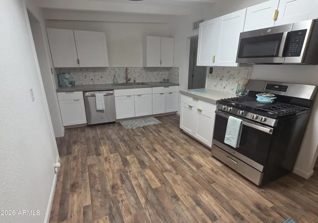 Photo 4 of Single family home for sale at 118 E Pinal St, Huachuca City, AZ 85616 | MLS# 7037643 | Listing updated on 2026-10-21