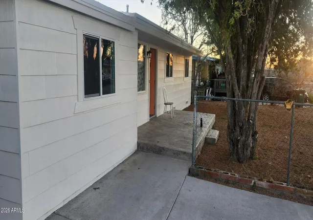 Photo 3 of Single family home for sale at 118 E Pinal St, Huachuca City, AZ 85616 | MLS# 7037643 | Listing updated on 2026-08-19