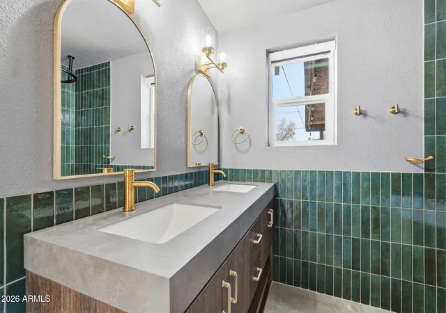 Photo 1 of Sale Pending at 2230 W Cambridge Ave, Phoenix, AZ 85009 | MLS# 7045840 | Listing updated on 2026-09-08